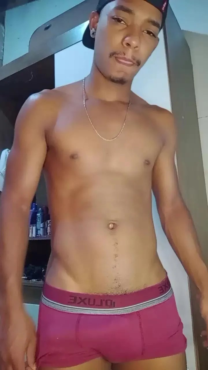 Offline leosilvaj on Cam4