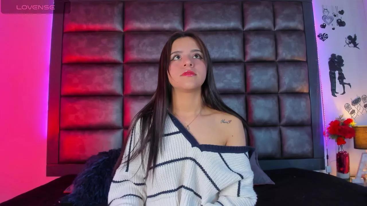Lili_Bykers on Cam4 