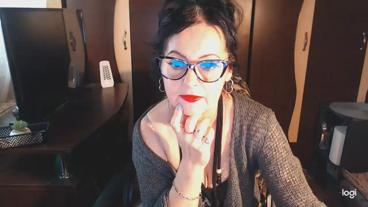LollaGreate on Cam4 
