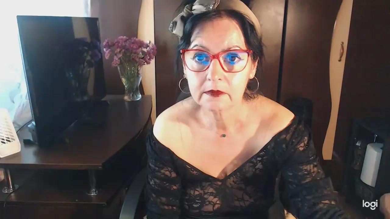 LollaGreate on Cam4 