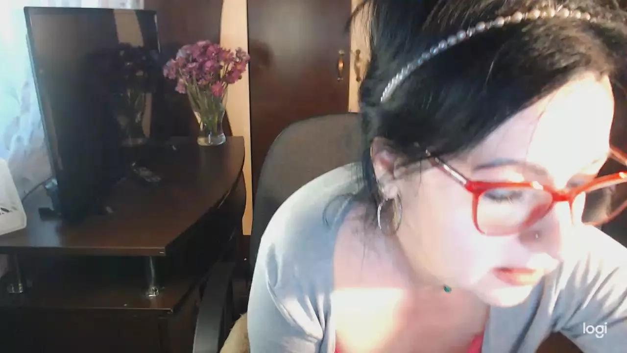 LollaGreate on Cam4 