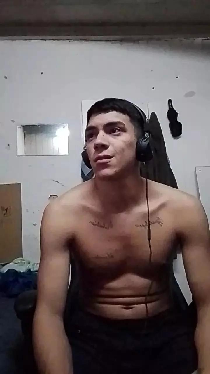 lucho_preme on Cam4 
