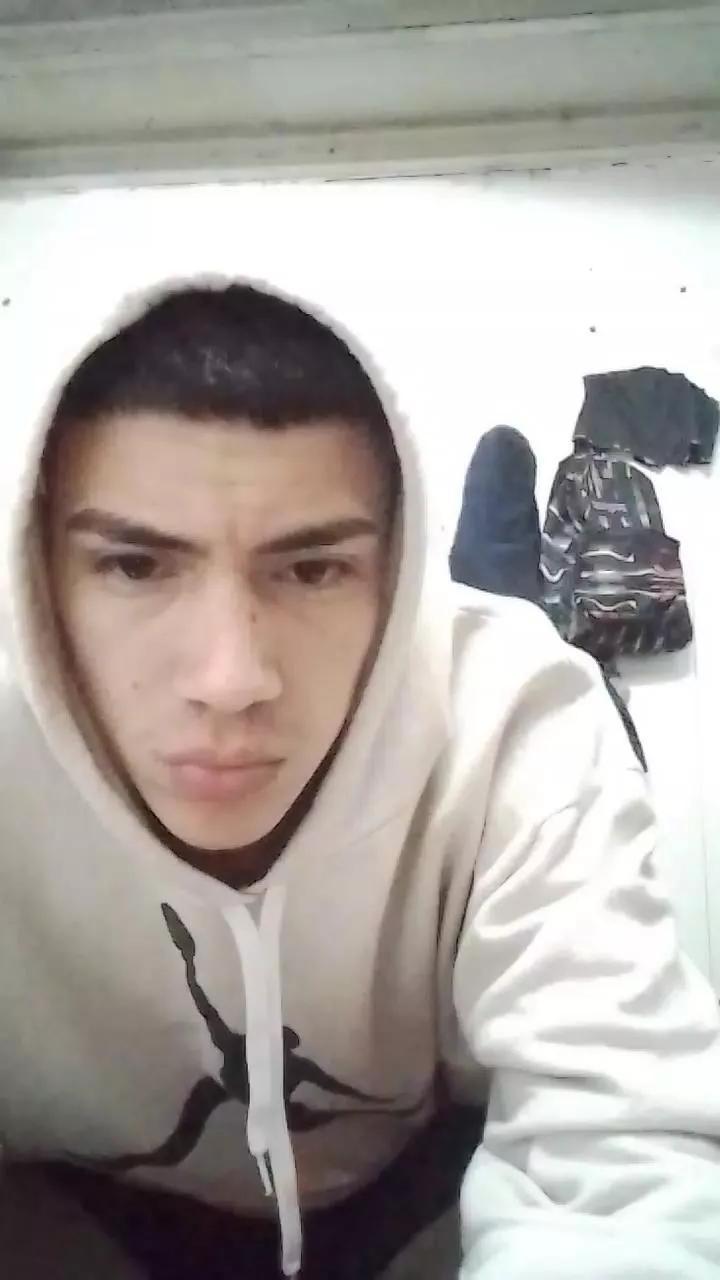 lucho_preme on Cam4 