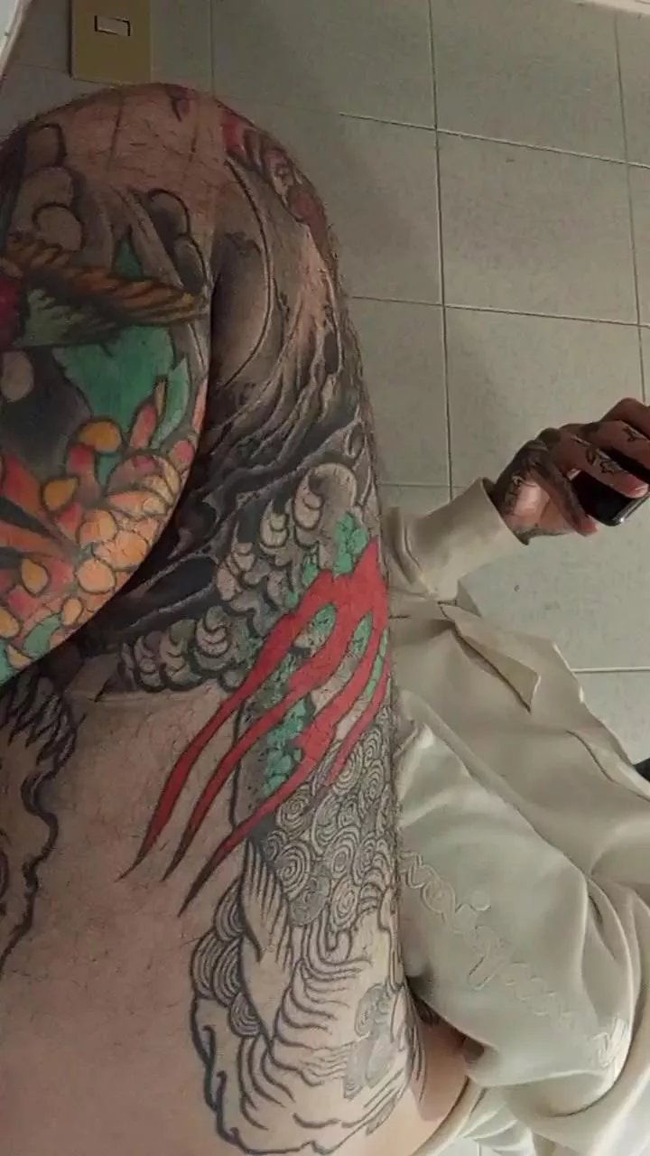 Offline luciferino18 on Cam4