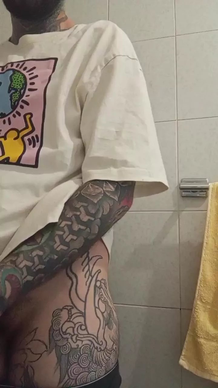 Offline luciferino18 on Cam4