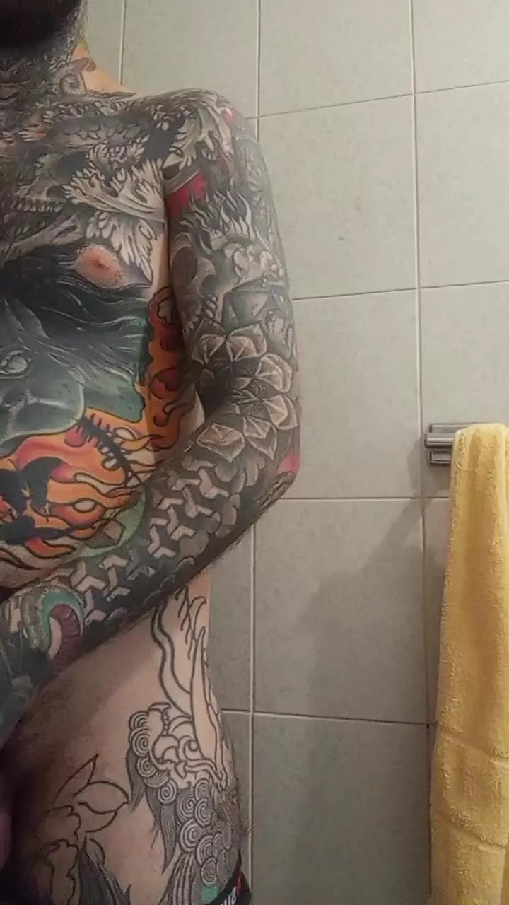 Offline luciferino18 on Cam4