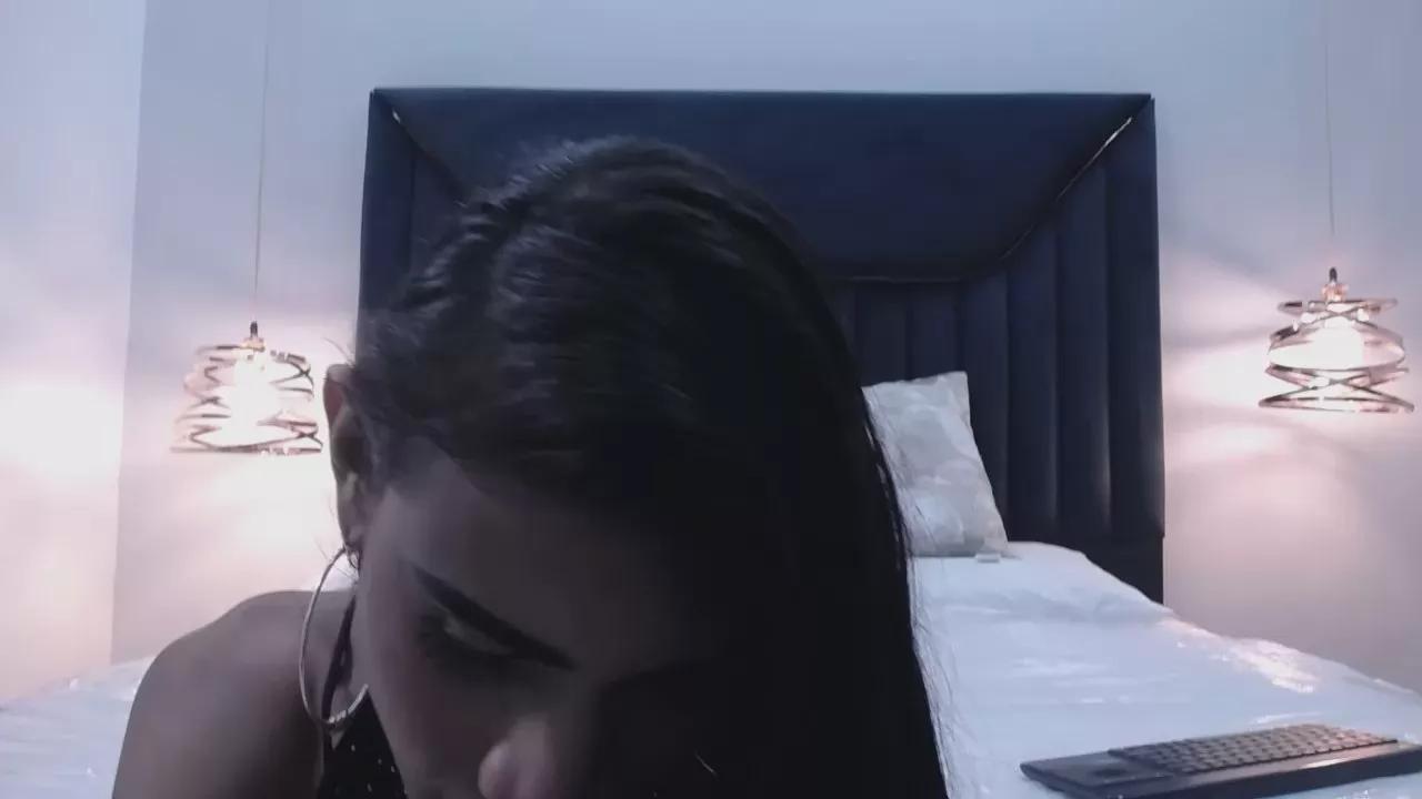 LucyAndrade on Cam4 