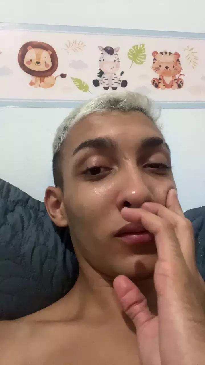 Luizfernandobbz on Cam4 