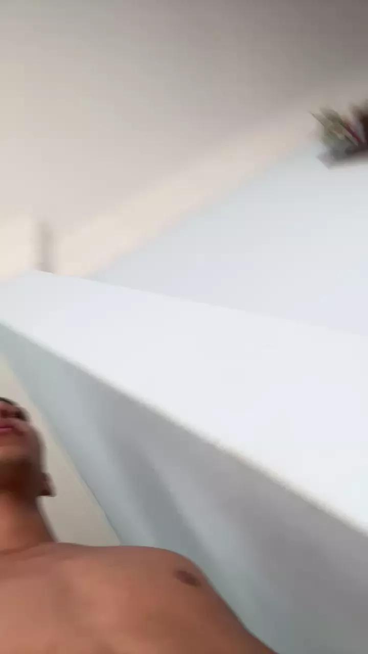 Luizfernandobbz on Cam4 