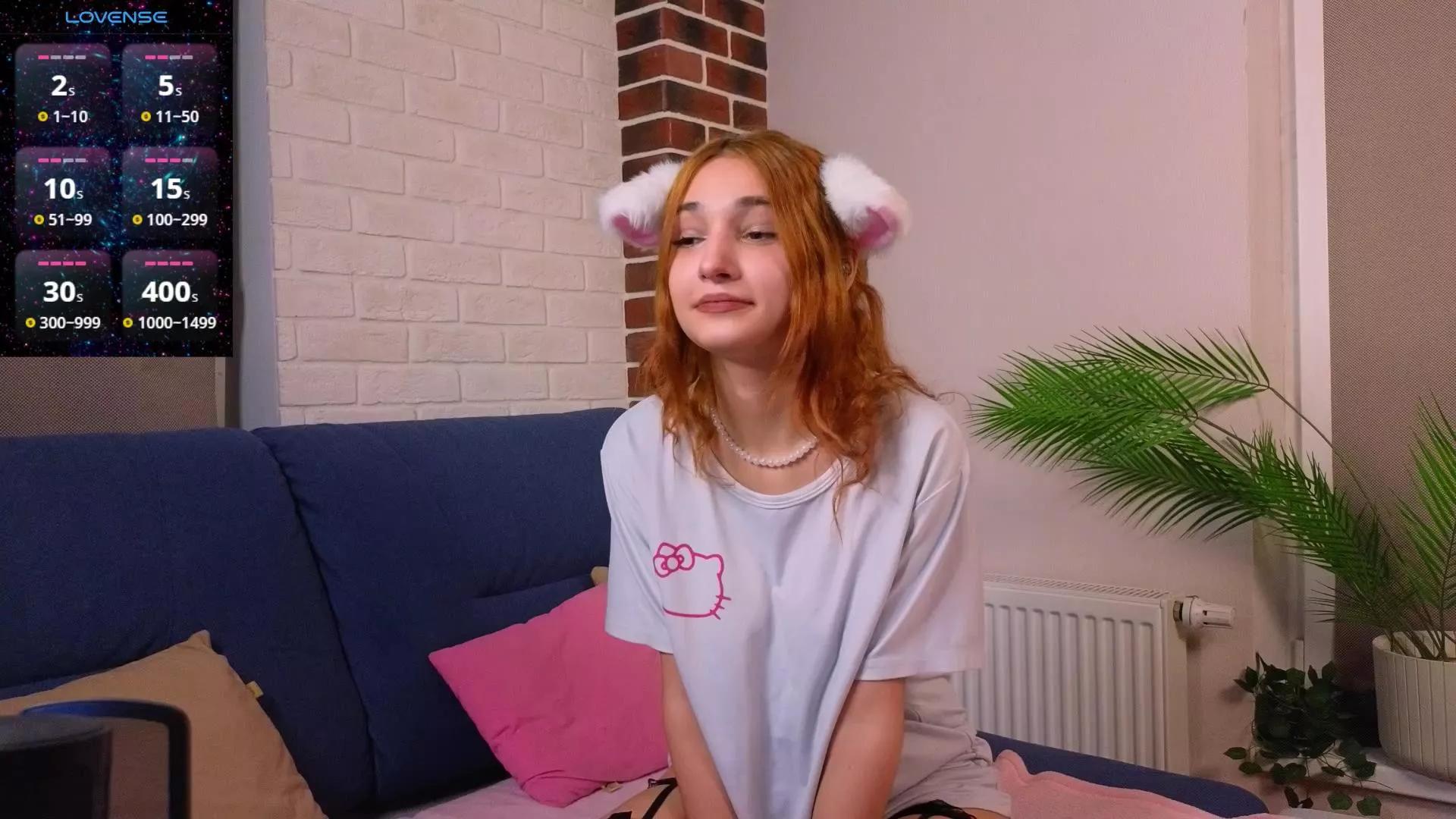 LynetteArness on Cam4 