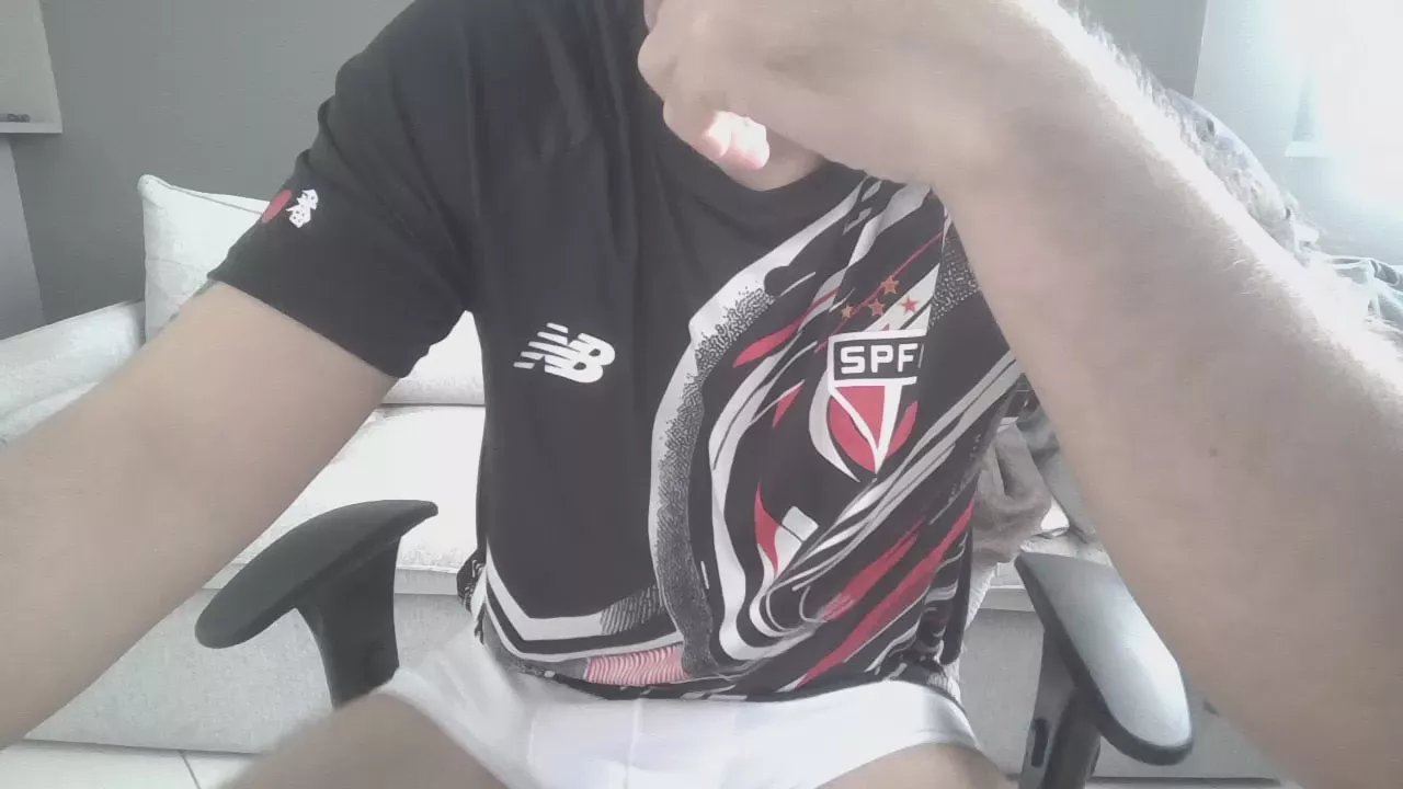 Offline MachoDottSP on Cam4