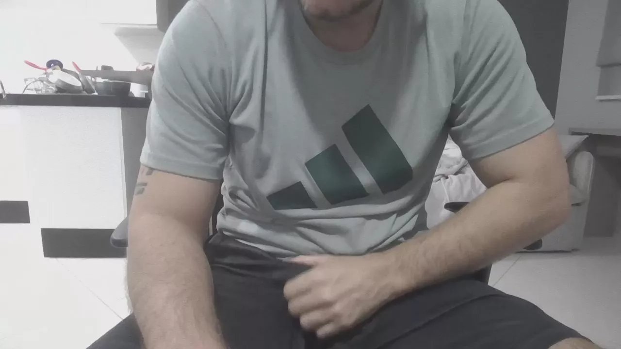 Offline MachoDottSP on Cam4