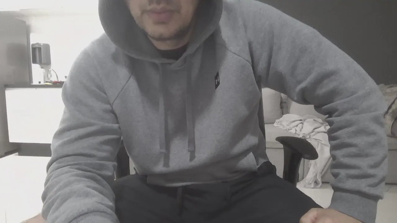 Offline MachoDottSP on Cam4