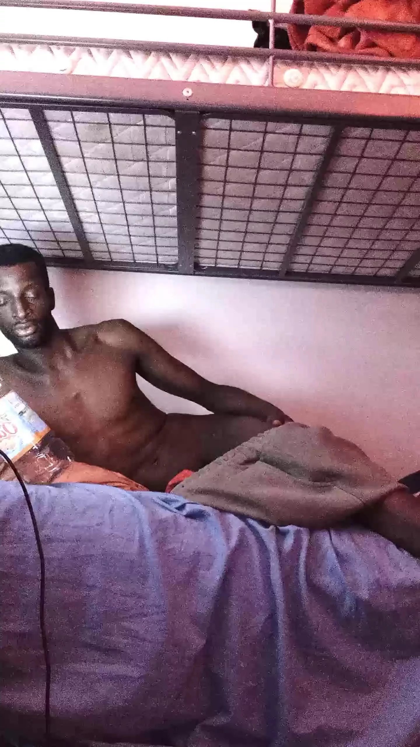 Offline Malik75Cooper on Cam4