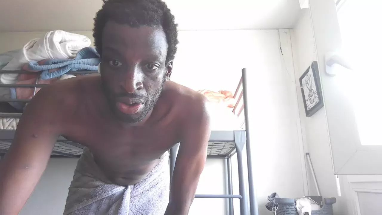 Offline Malik75Cooper on Cam4