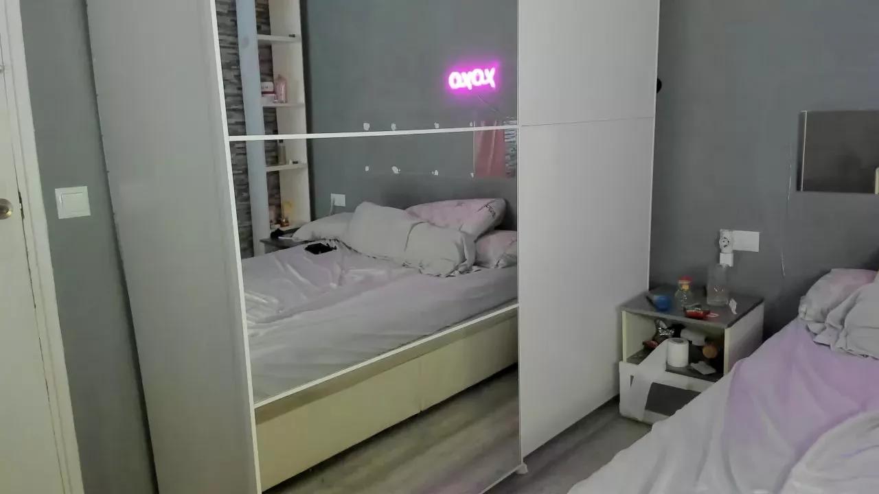 Maria18_MAD on Cam4 