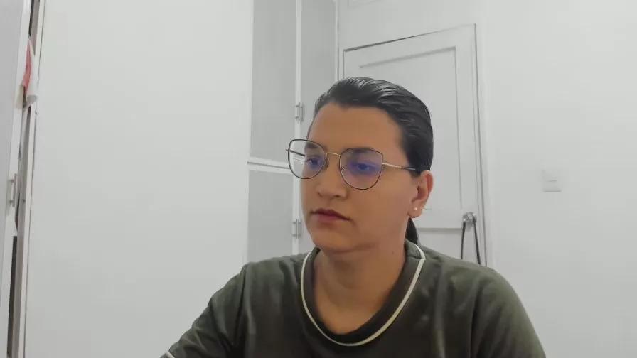 marilyn_Garcia on Cam4 