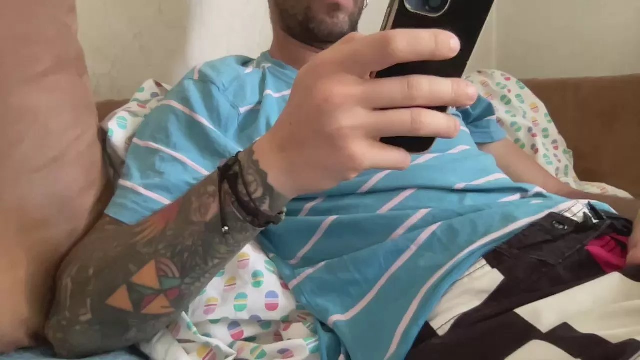 Offline mariojordan1 on Cam4