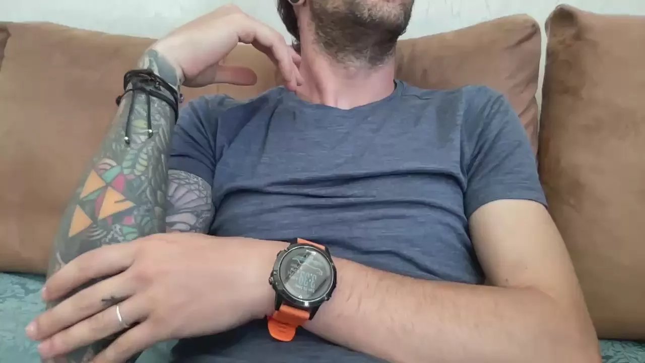 Offline mariojordan1 on Cam4