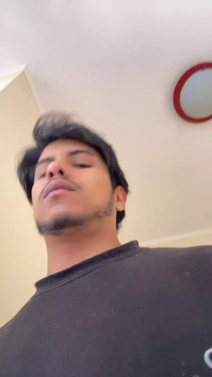 Offline martinvbs on Cam4