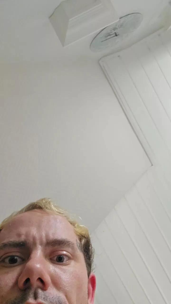 matt2180 on Cam4 