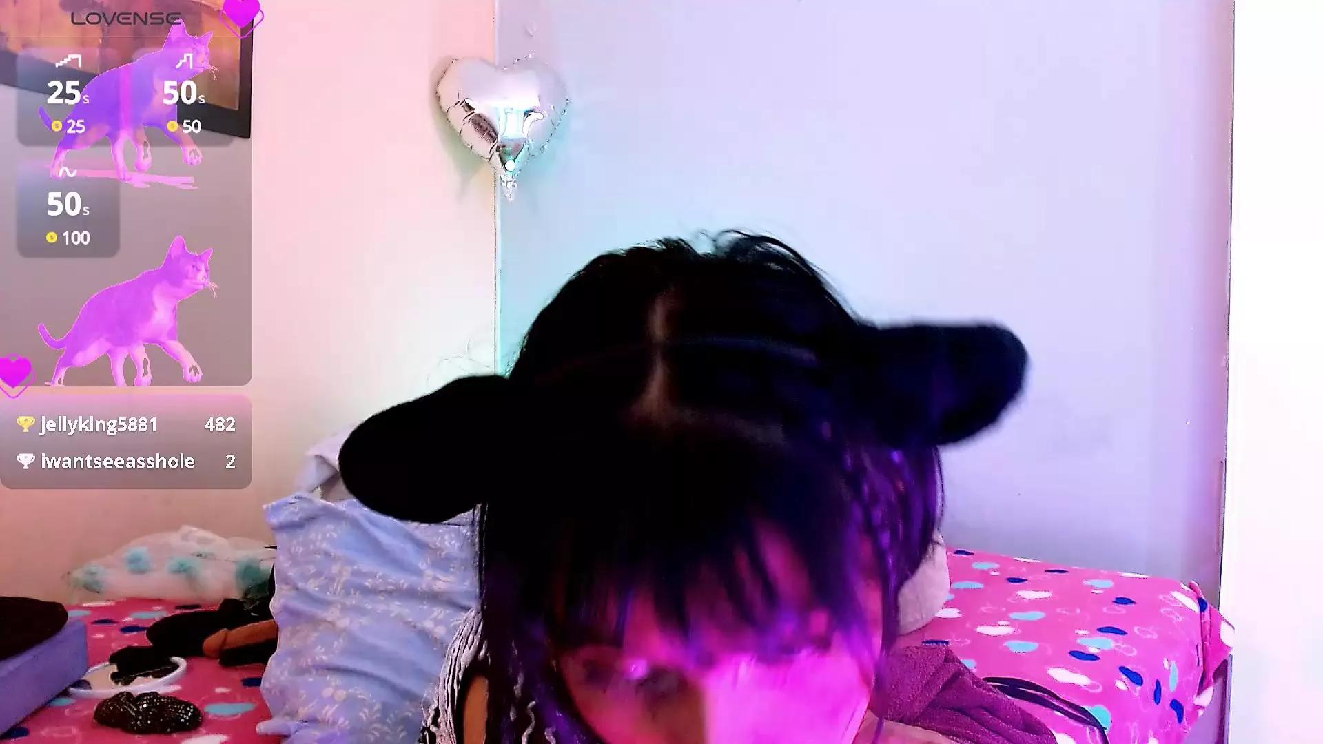Mattilda18 on Cam4 