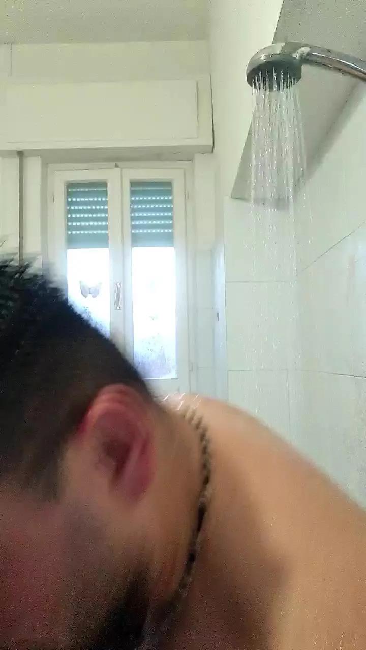 max18018 on Cam4 