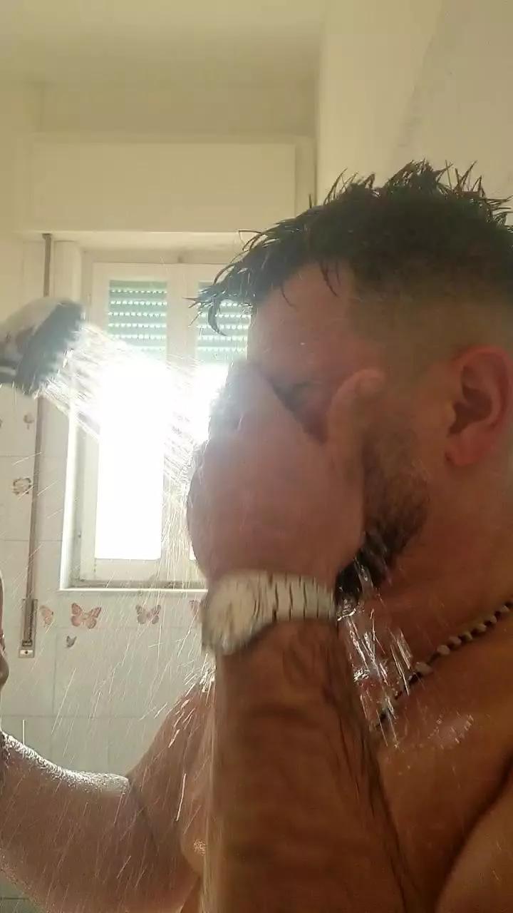 max18018 on Cam4 