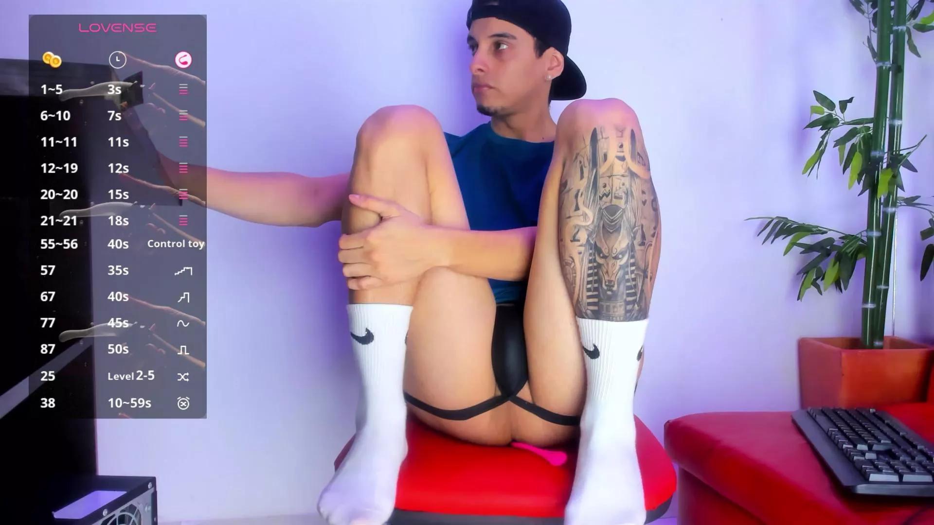 MaxBenetti on Cam4 