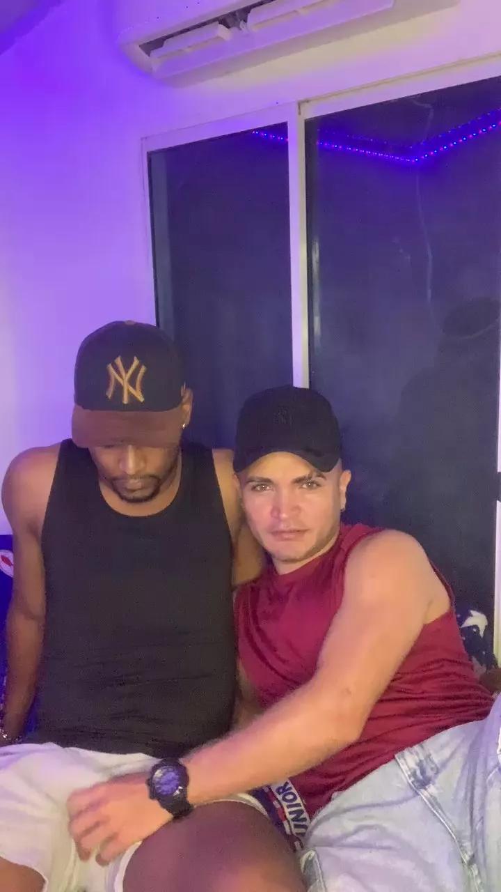 Maximo335 on Cam4 
