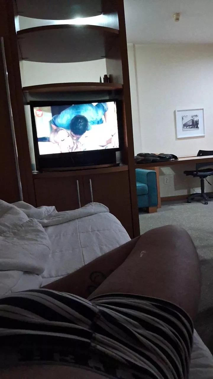 Offline maxjuniorhot on Cam4