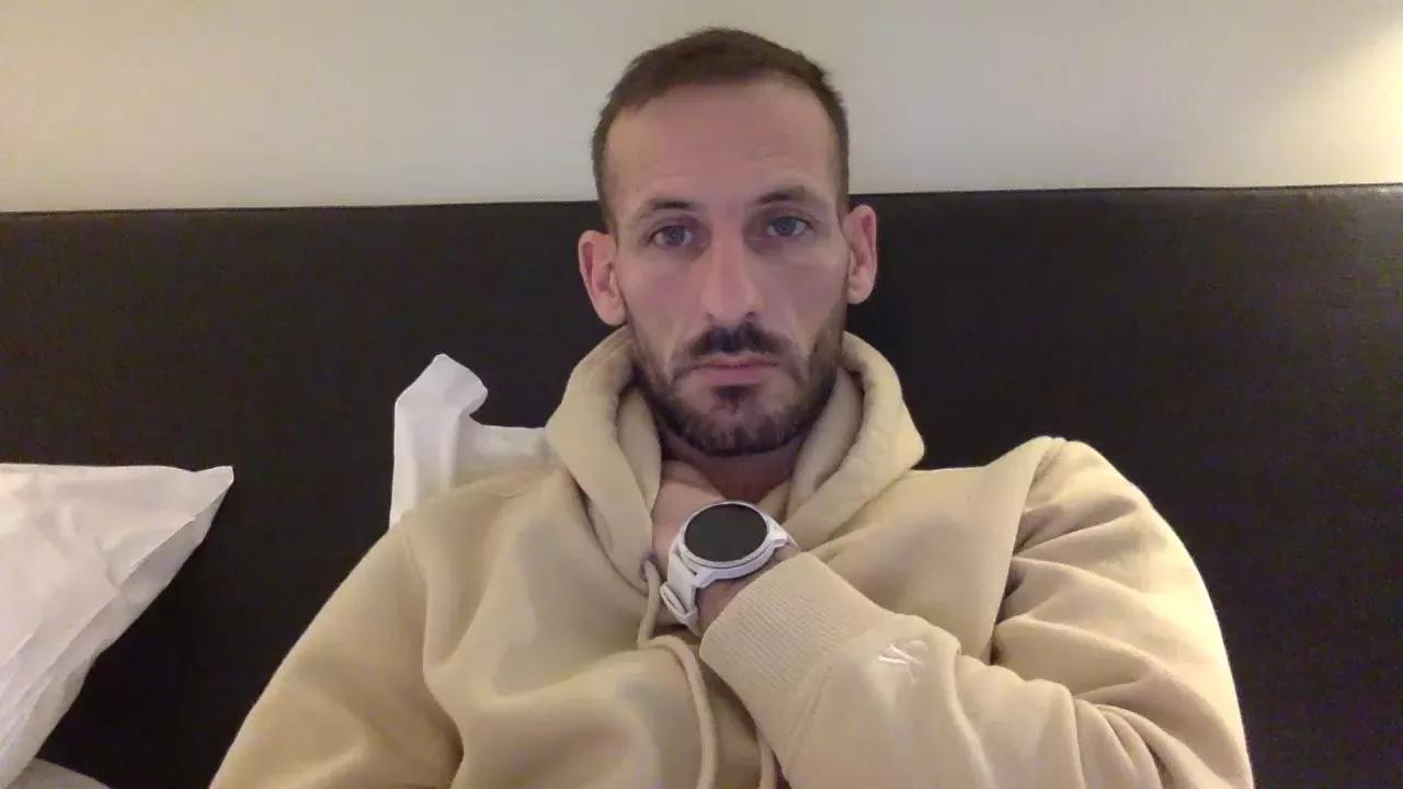 mec762586 on Cam4 