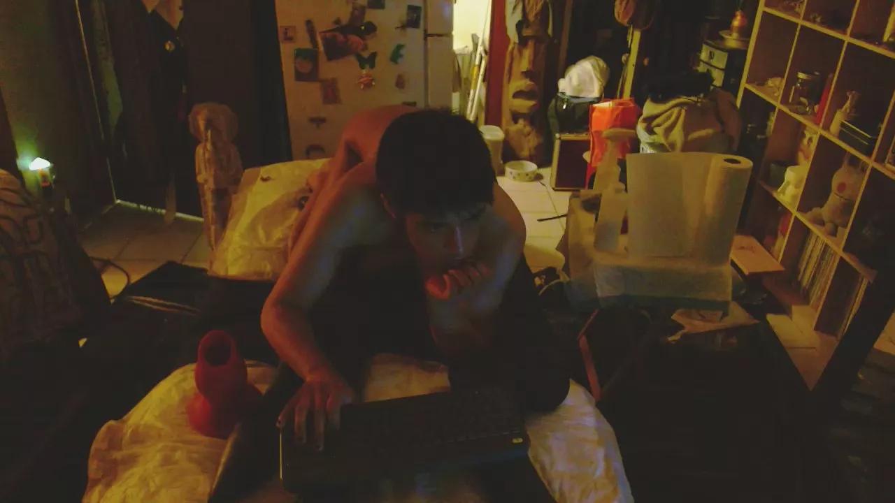 MeekTheTwink18 on Cam4 