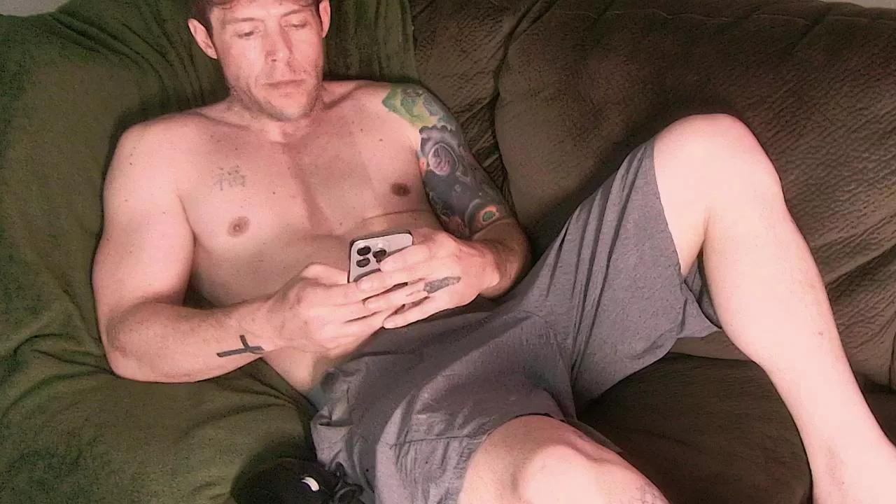 Mike__Oxlong on Cam4 