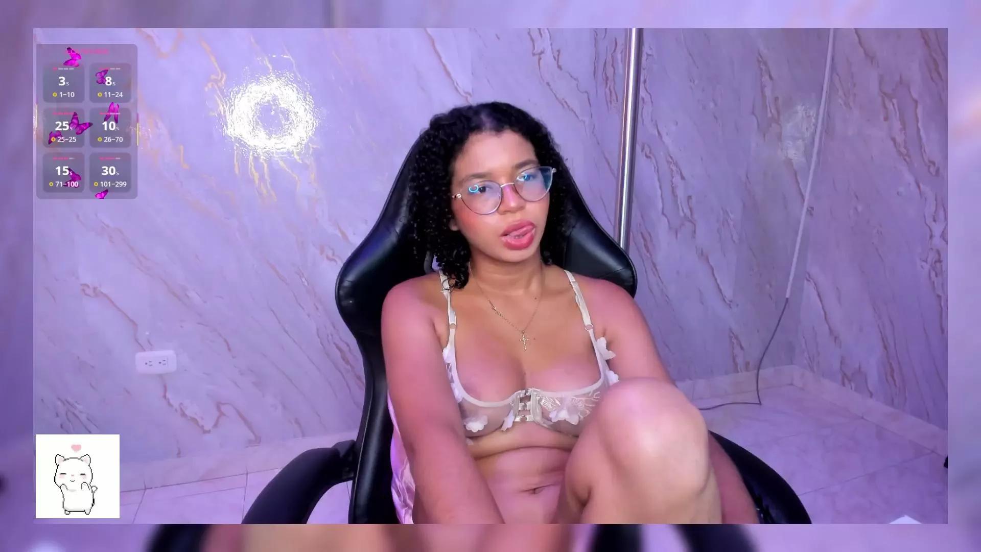 MilaHall on Cam4 