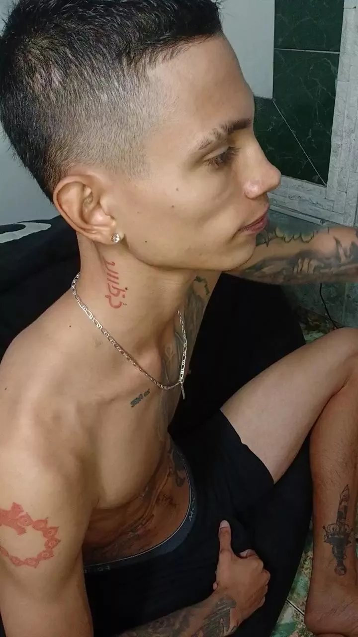 Offline MonkeyD_66 on Cam4