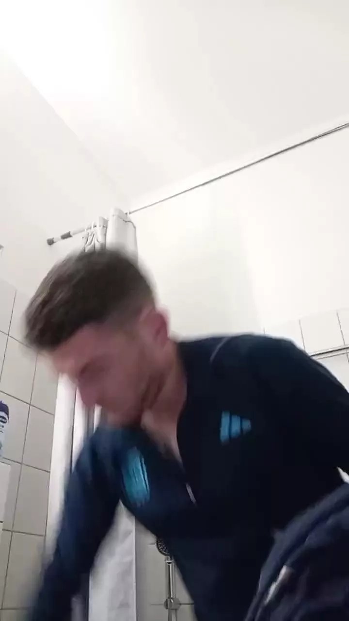 Offline Mooooustache on Cam4