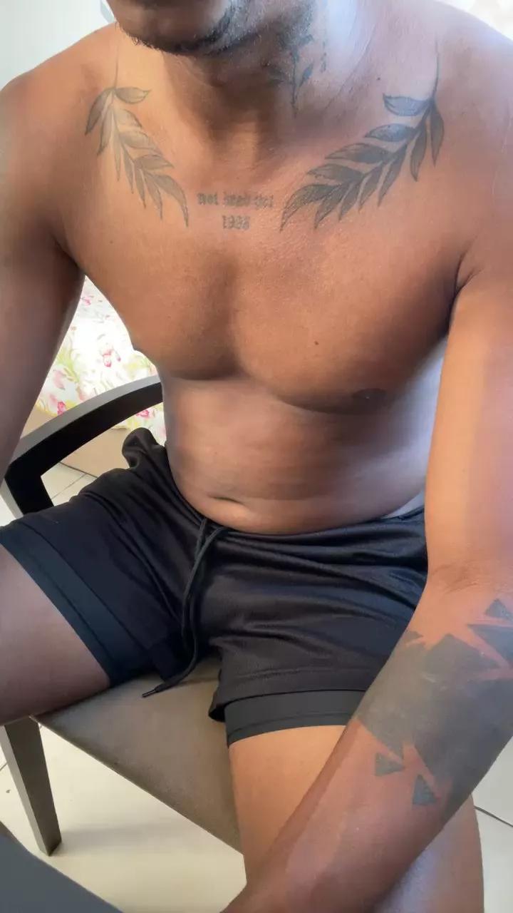 morenolongo98 on Cam4 