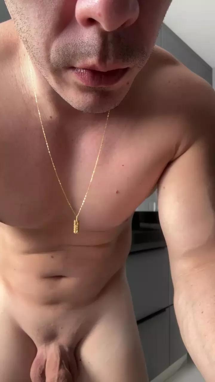 mrc_00200 on Cam4 