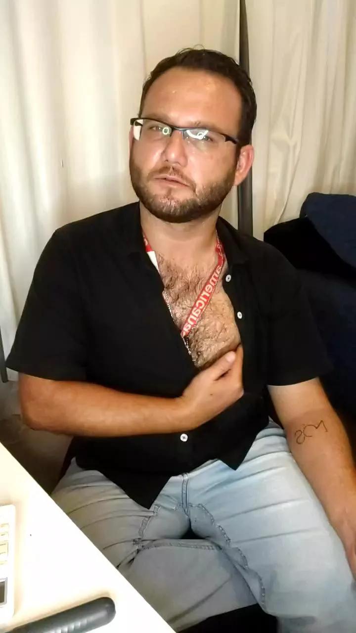 nandocosta on Cam4 