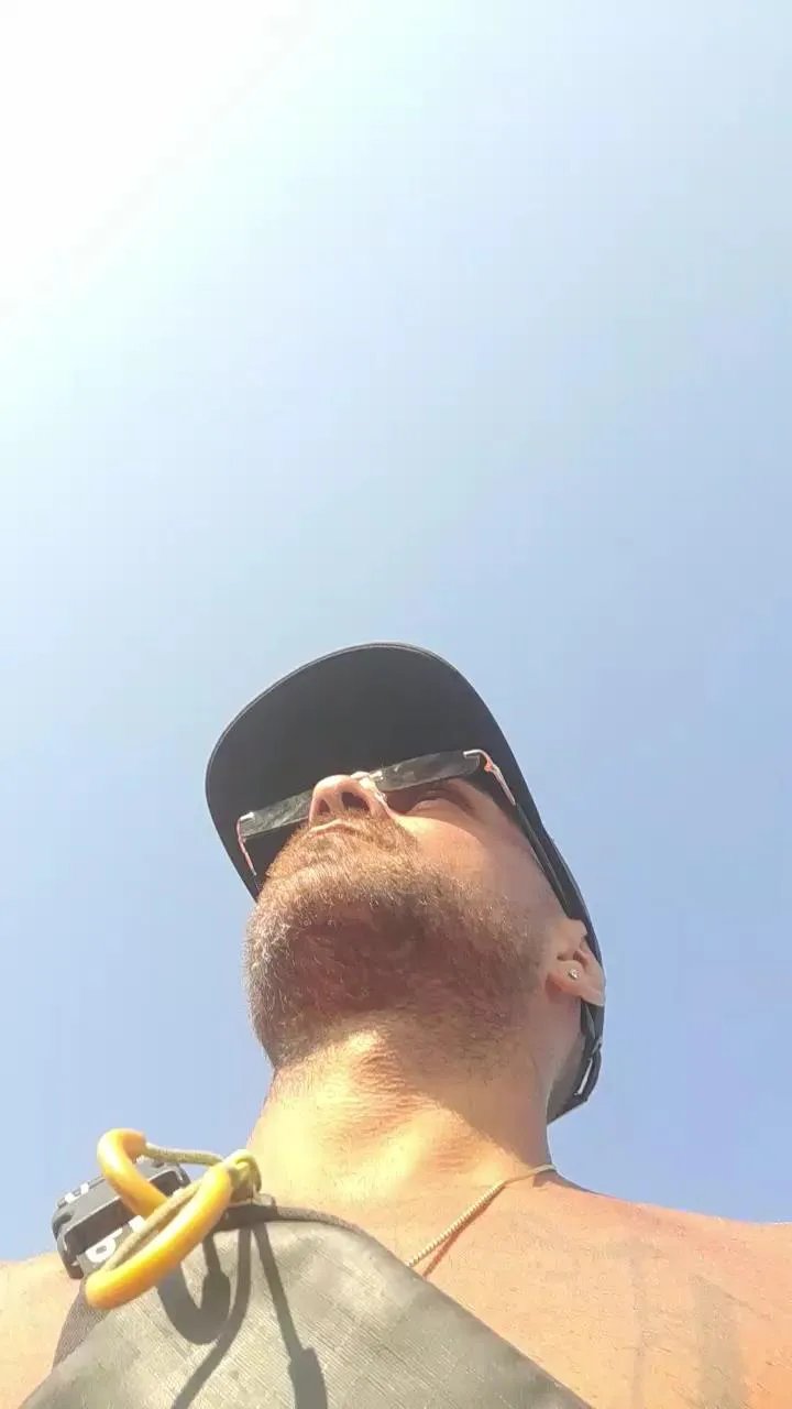 Offline napoletano193 on Cam4