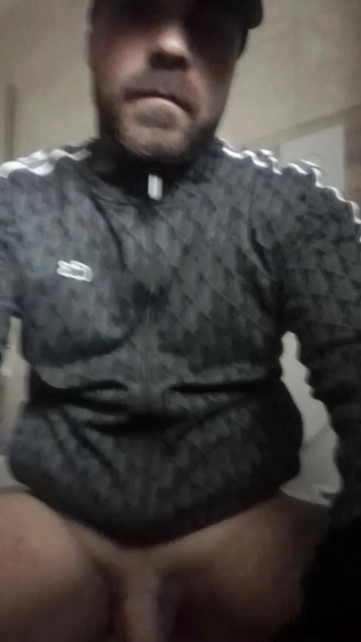 Offline napoletano193 on Cam4