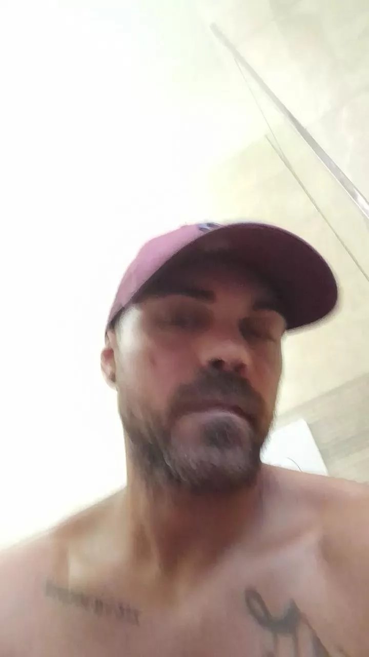 Offline napoletano193 on Cam4