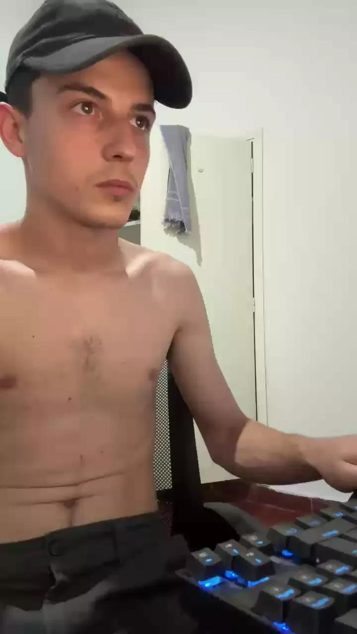 nico3184 on Cam4 