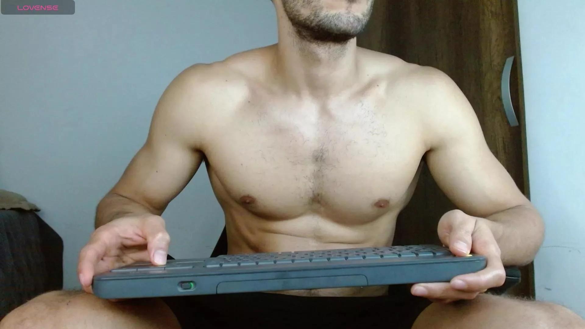 noah_jhonsonn on Cam4 