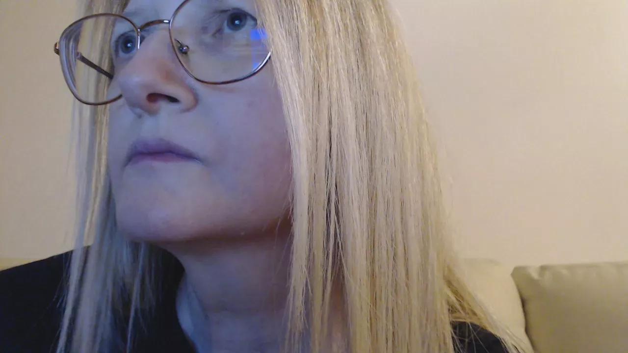 orchideahot on Cam4 