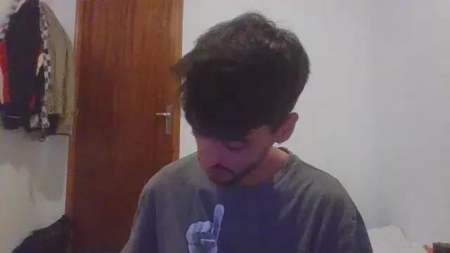 Pablox218 on Cam4 