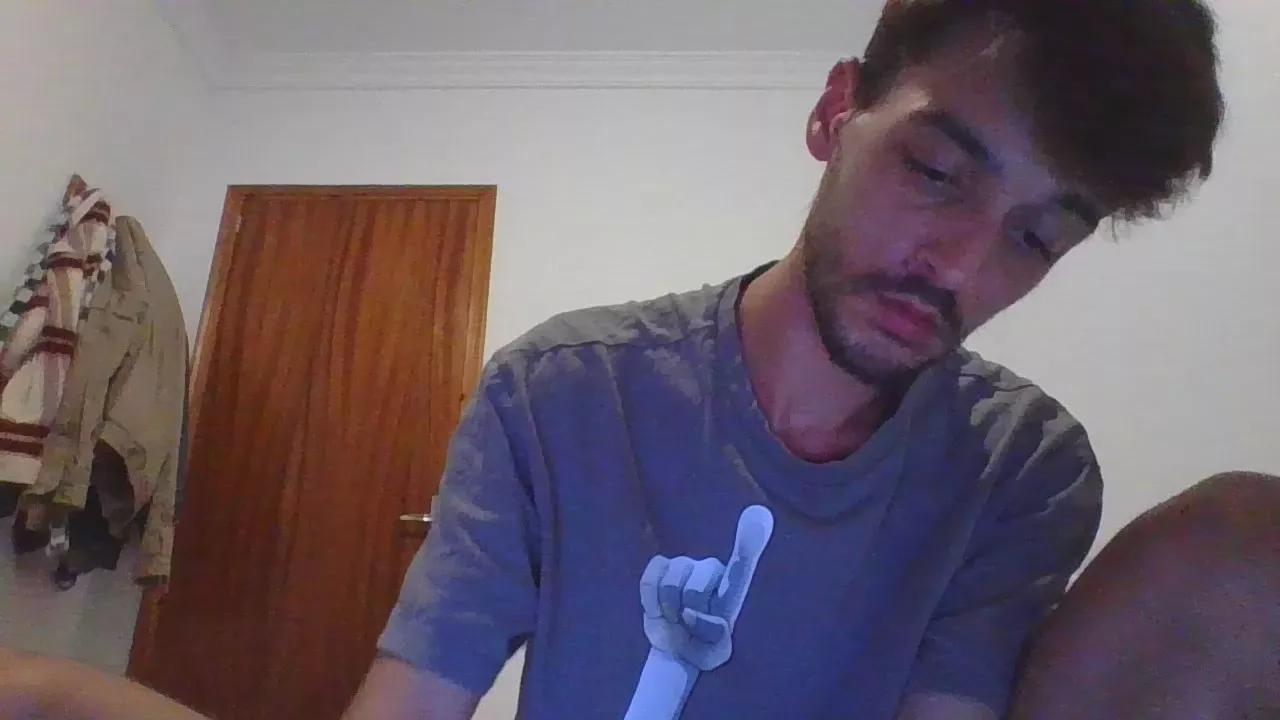 Pablox218 on Cam4 