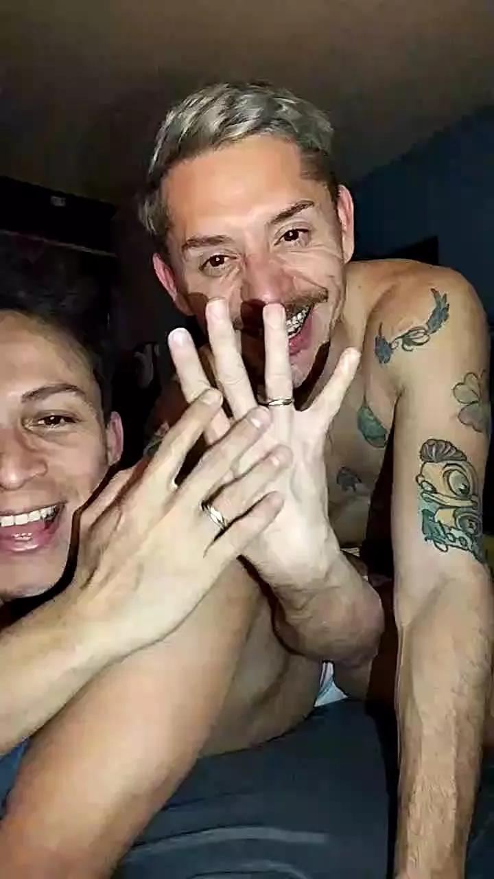 Patito_de_hule on Cam4 