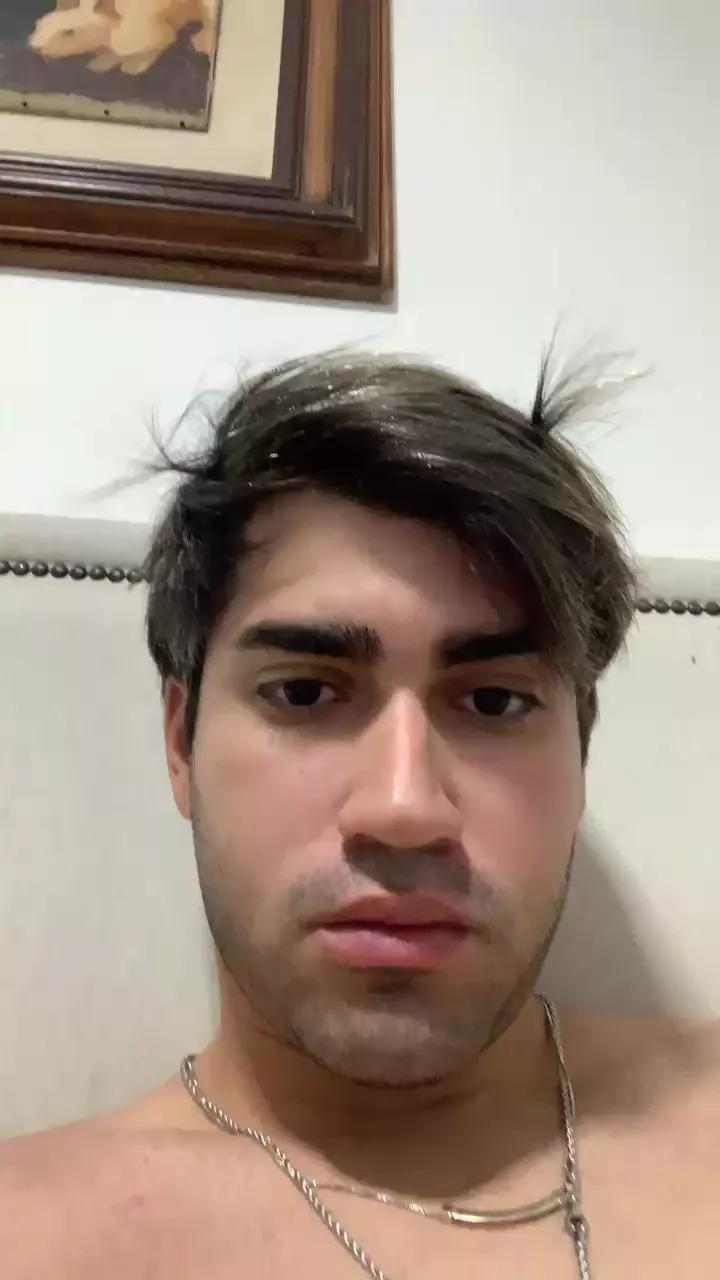 Peitoralgostos on Cam4 